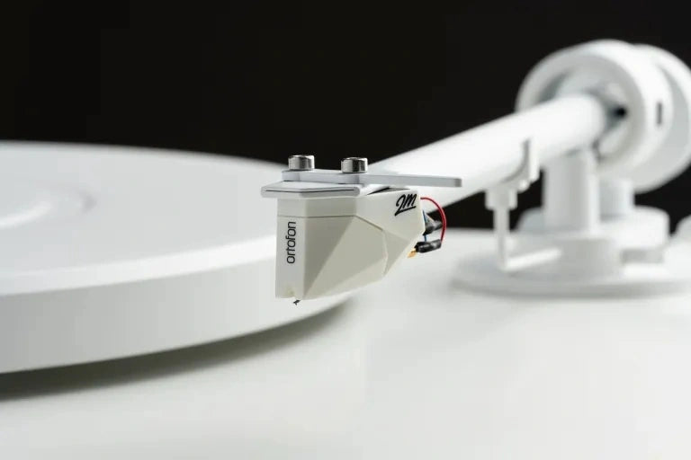 Pro-Ject T1 White Edition