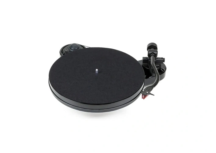 Pro-Ject RPM 1 Carbon Manual turntable with 8,6'' carbon tonearm